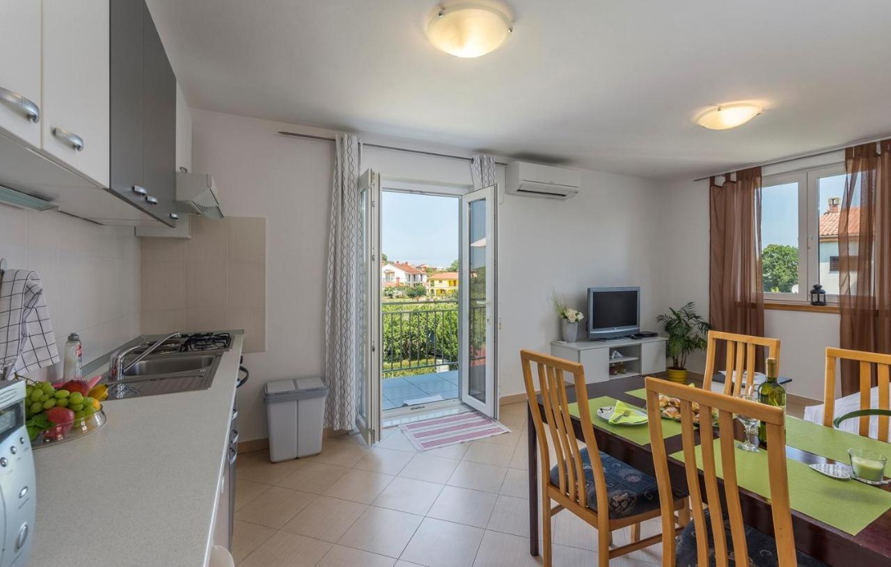 Apartment Nensi Porec Exterior photo