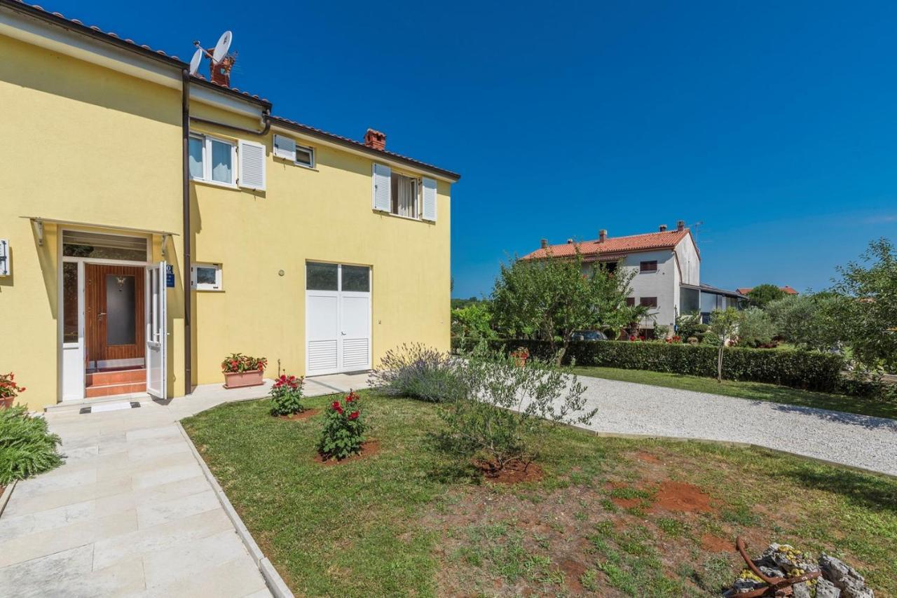 Apartment Nensi Porec Exterior photo