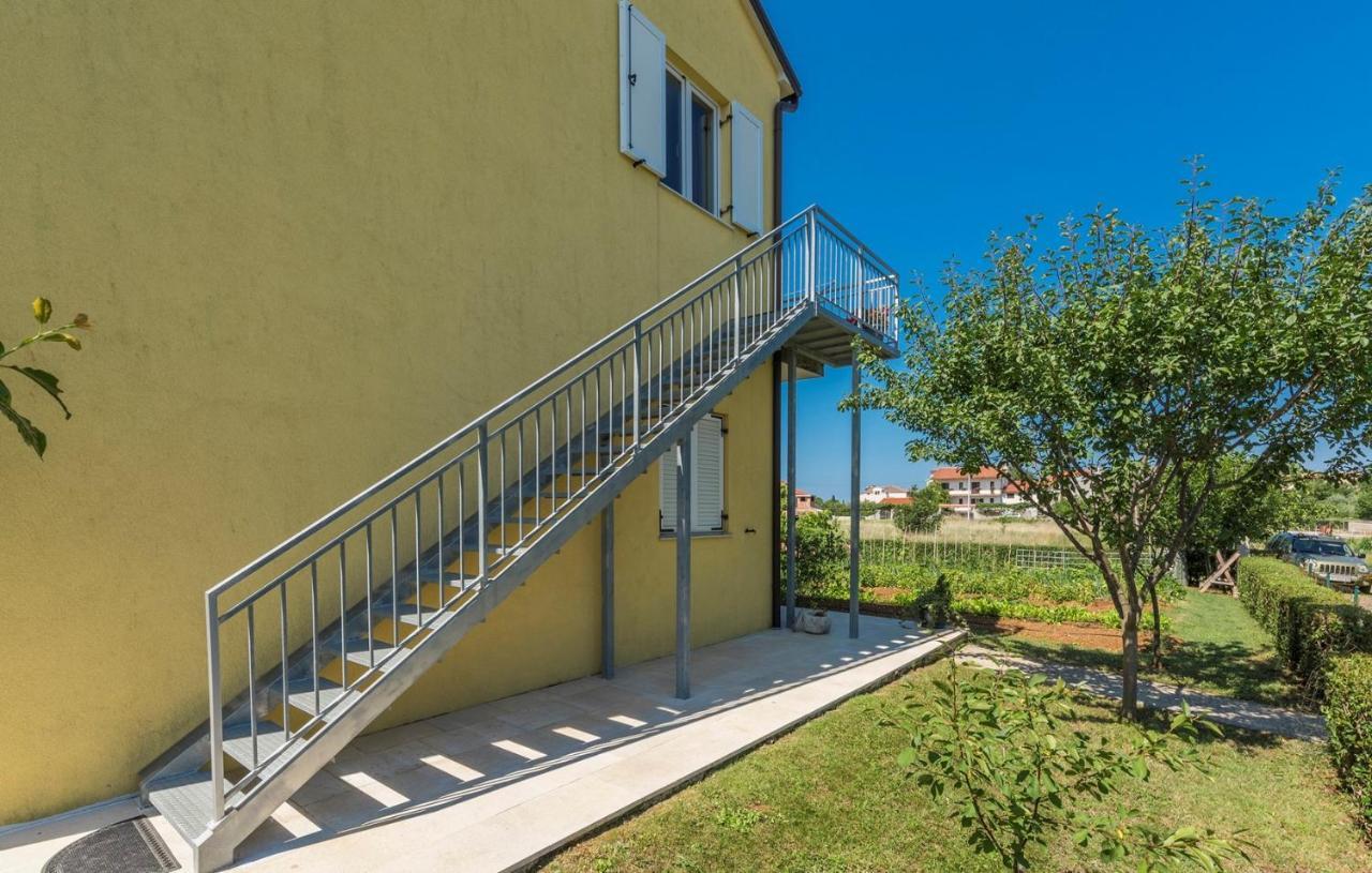 Apartment Nensi Porec Exterior photo